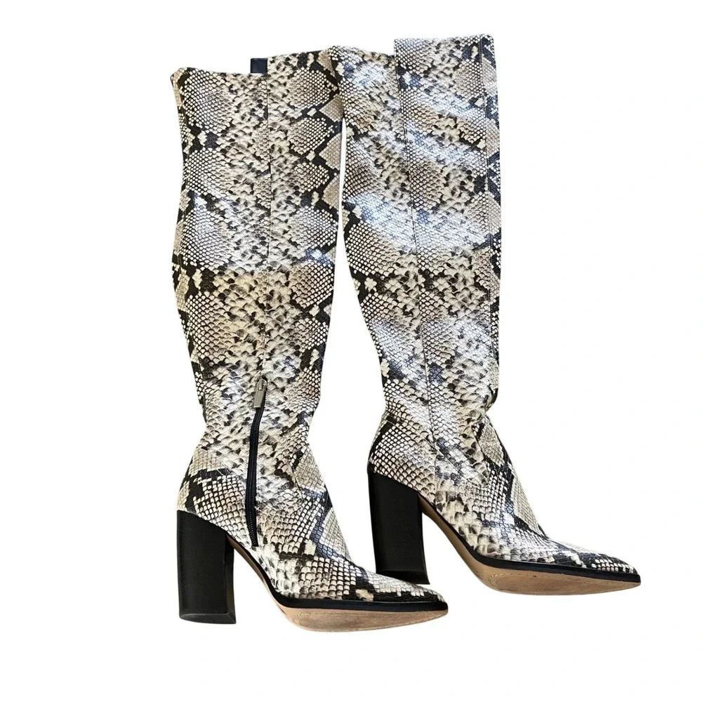Vince Camuto vince camuto